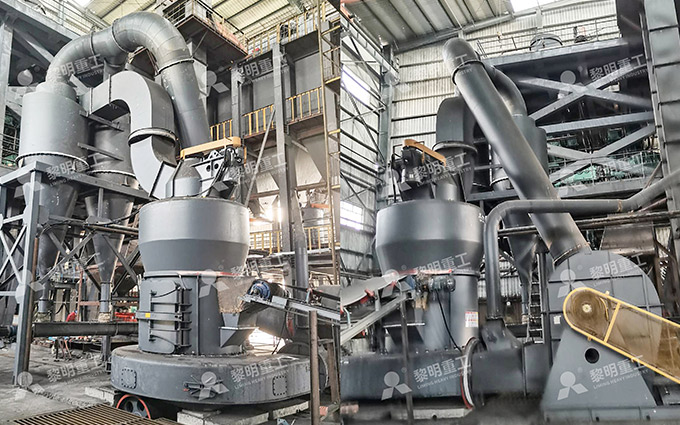 Machine de broyage pour coke de pétrole calciné